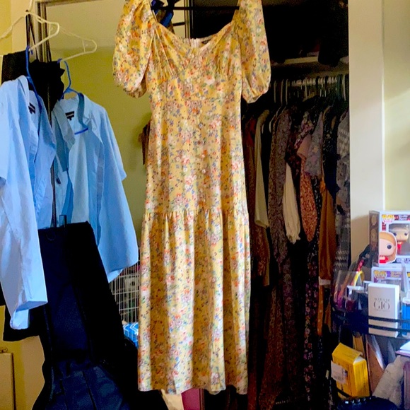 Wore it once. - Picture 1 of 1